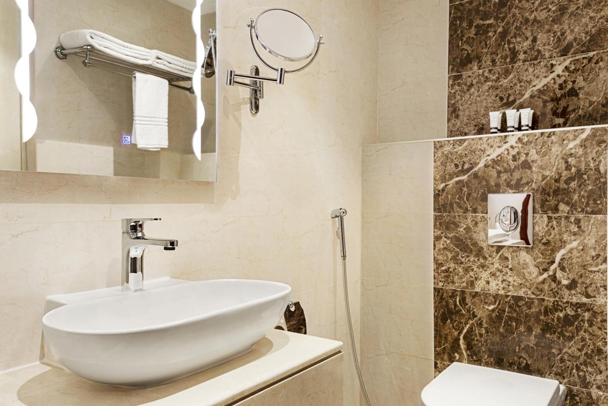 Eastyard Dammam Hotel - Formerly Ramada By Wyndham Dammam Exterior photo