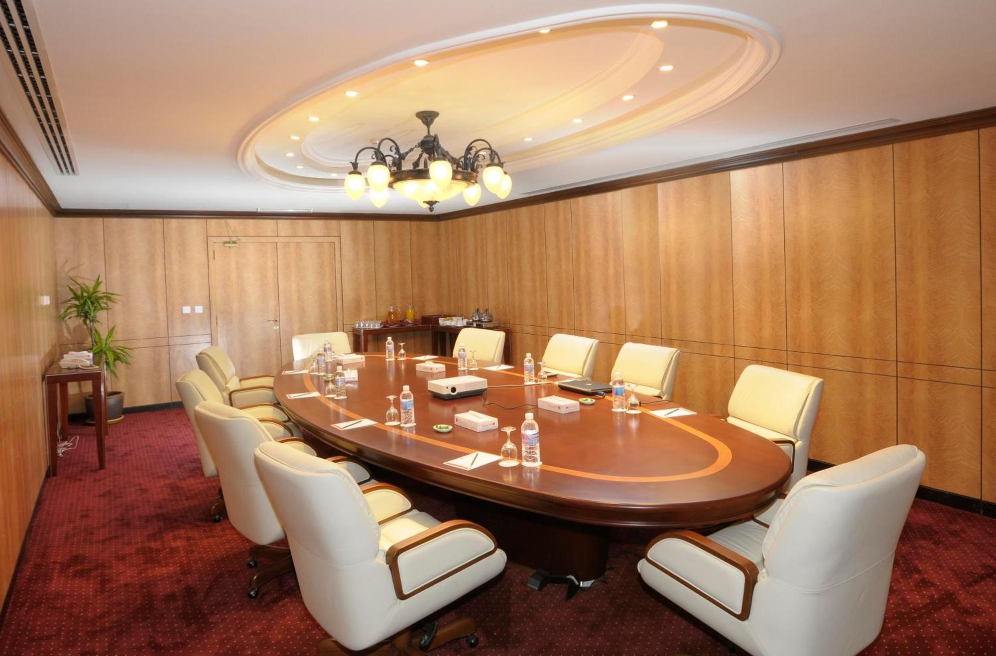 Eastyard Dammam Hotel - Formerly Ramada By Wyndham Dammam Exterior photo