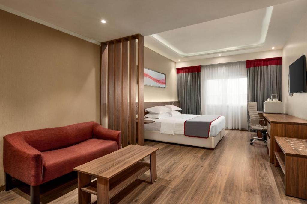 Eastyard Dammam Hotel - Formerly Ramada By Wyndham Dammam Exterior photo